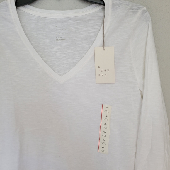 NWT A New Day Long Sleeve Tee - Picture 2 of 3
